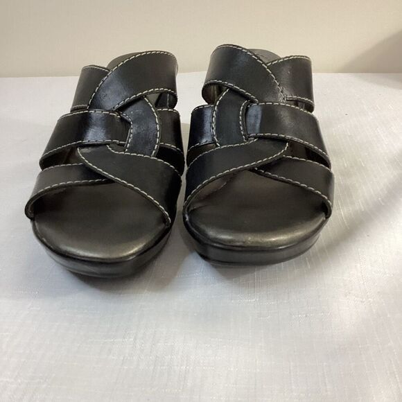 Naturalized Black Leather Slide-on Heeled Sandal Size 7 - Picture 6 of 9